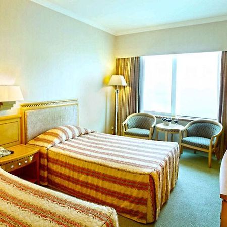 Golden Crown China Hotel Taipa  Exterior photo