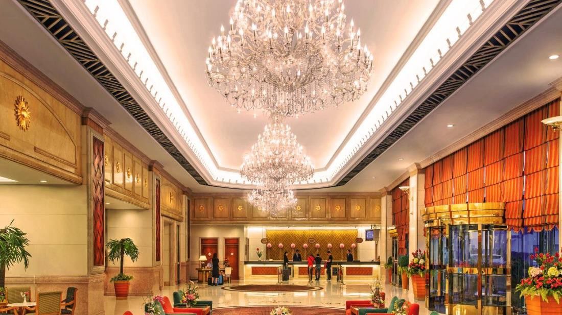Golden Crown China Hotel Taipa  Exterior photo